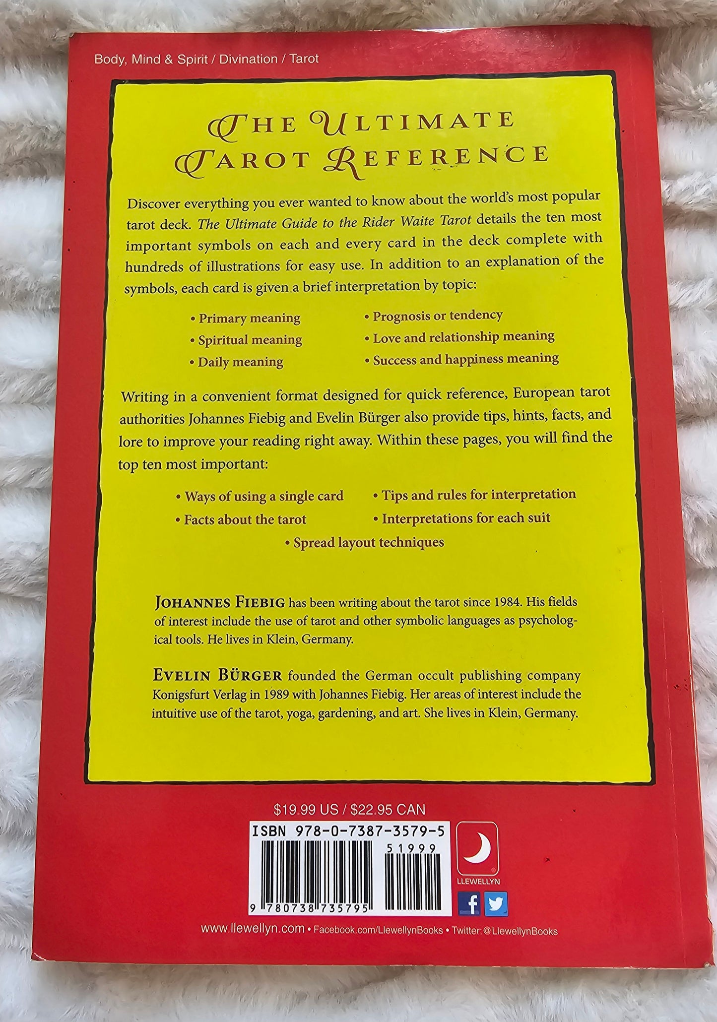 The Ultimate Guide To The Rider Waite Tarot by Johannes Fiebig & Elelin Bûrger