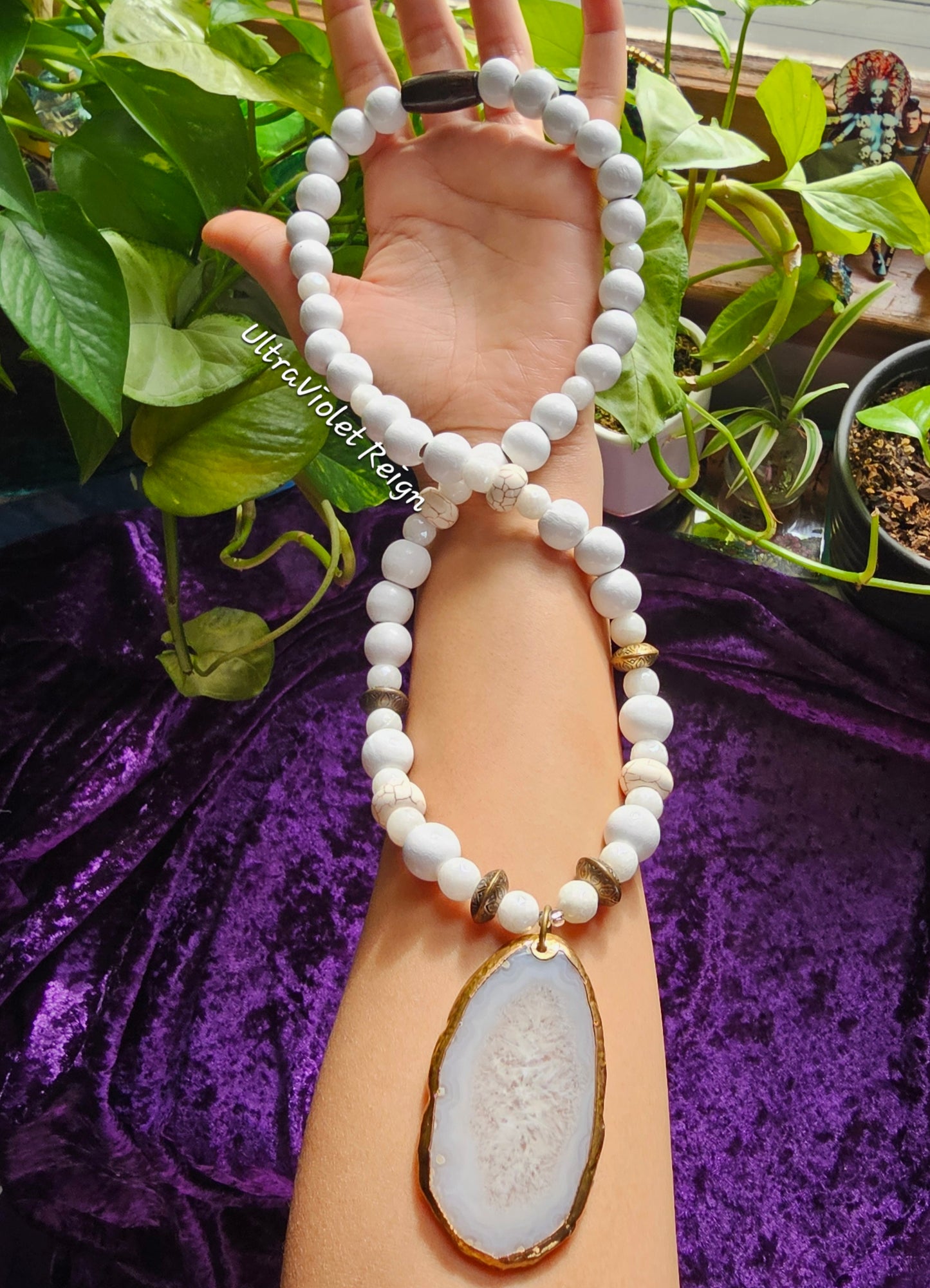 White Agate & Quartz Necklace