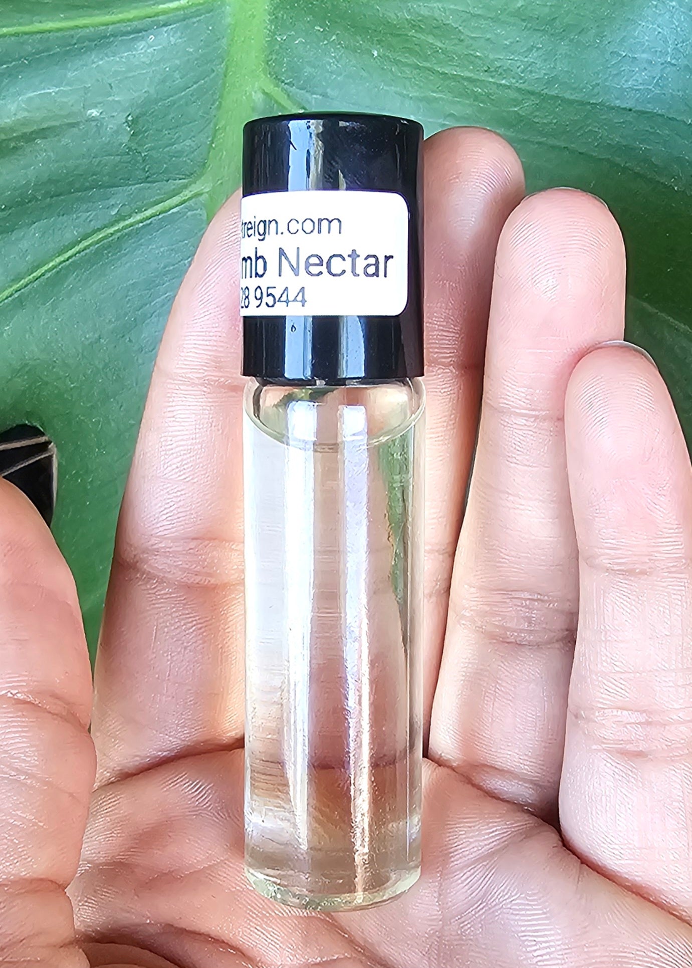 Flowerbomb Nectar Type Fragrance Body Oil Perfume (women)