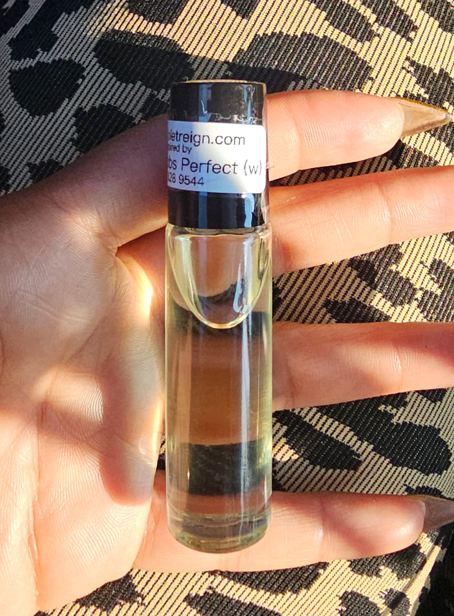 Marc Jacobs Perfect Type Fragrance Body Oil Perfume (w)