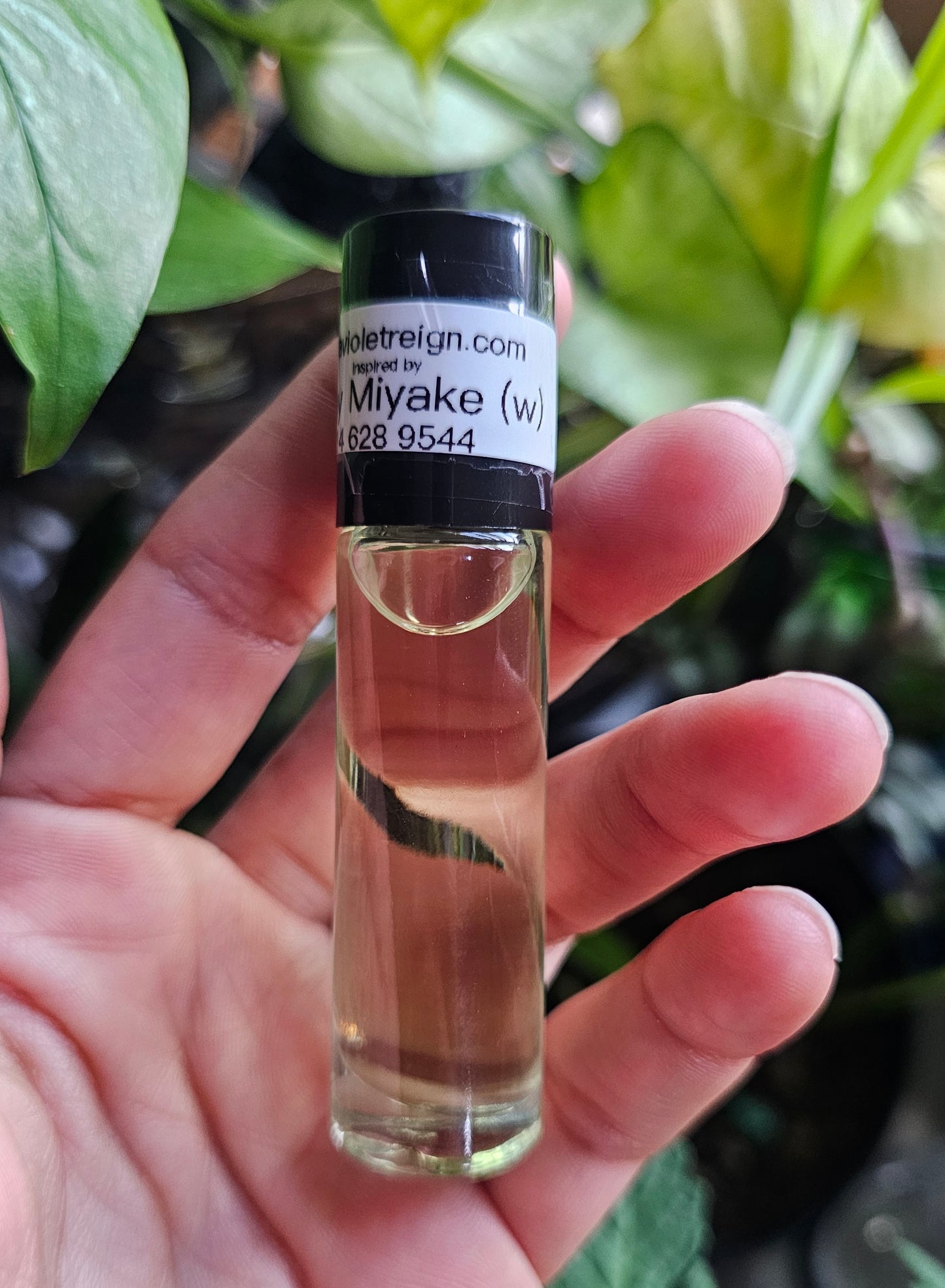 Issey Miyake Type Fragrance Body Oil Perfume (women)
