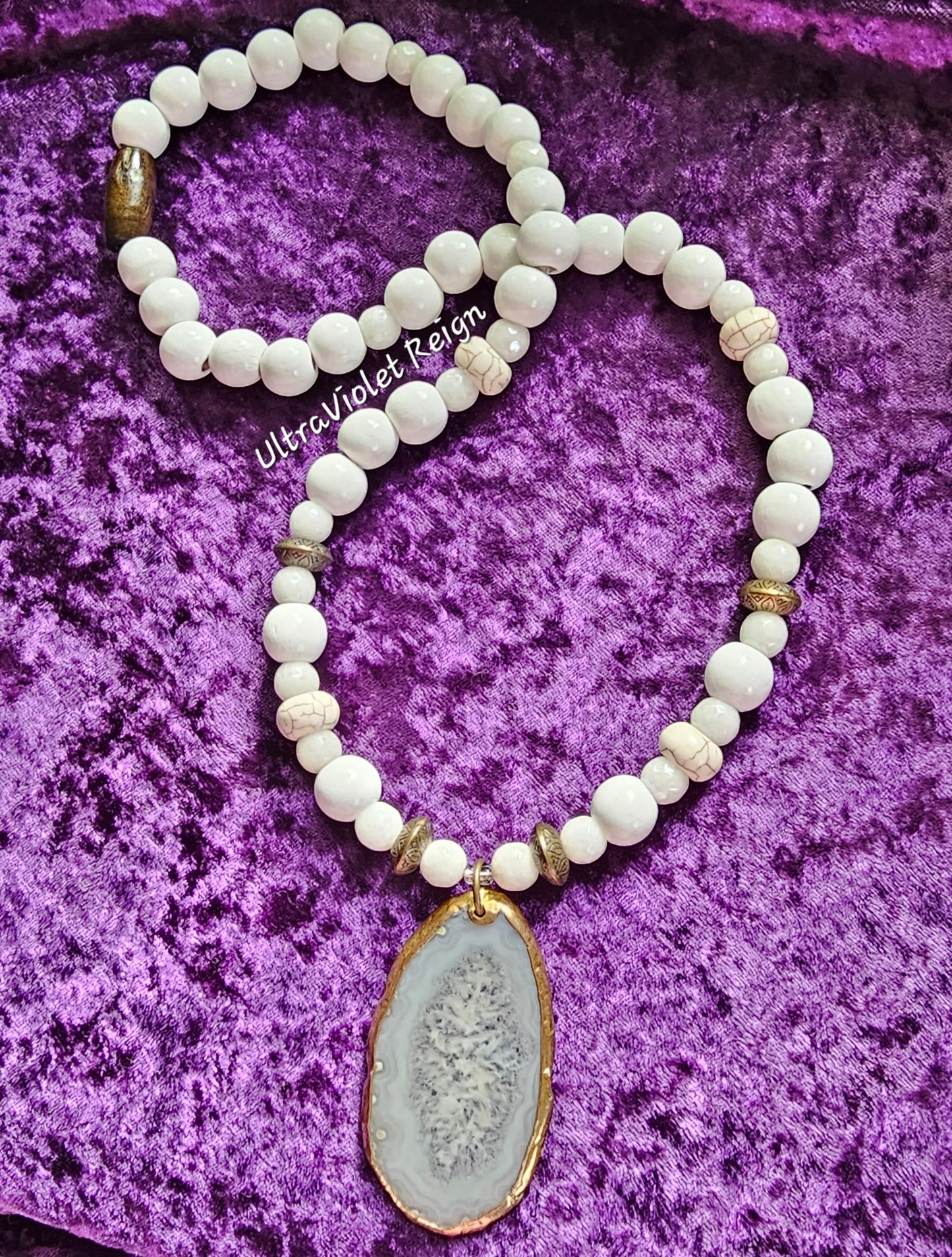 White Agate & Quartz Necklace